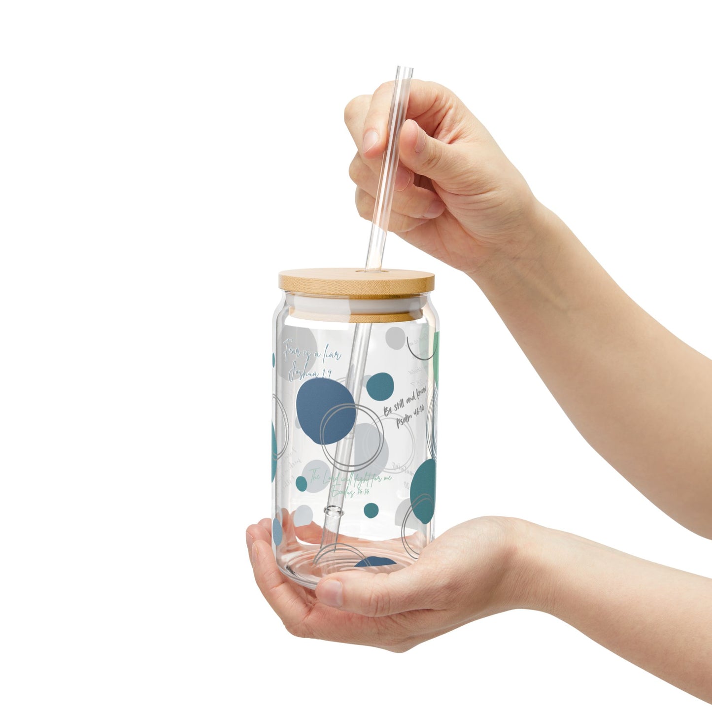 Eco-Friendly 16oz Sipper Glass with Bamboo Lid - Stylish Reusable Drinkware for Every Occasion
